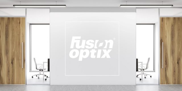 Edgeline-solo-275-pendant-direct-in-office